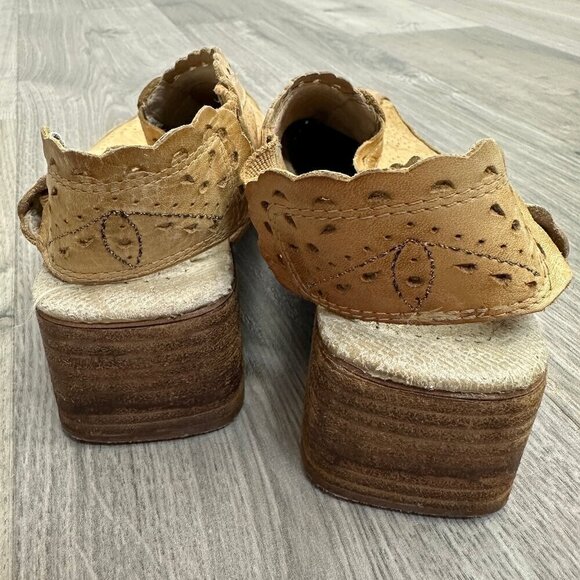 Pikolinos  Sling Back Heeled Perforated Leather Shoe EU 38 US 7 - Picture 5 of 12